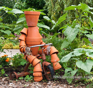 Terra Cotta Clay Pot Garden Person