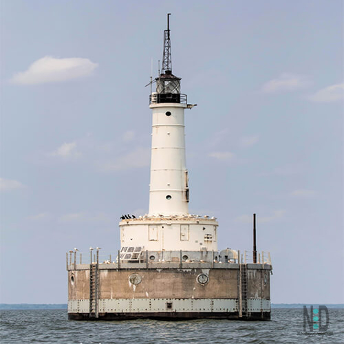 Green Bay Harbor Entrance Lighthouse Nikki Lynn Design
